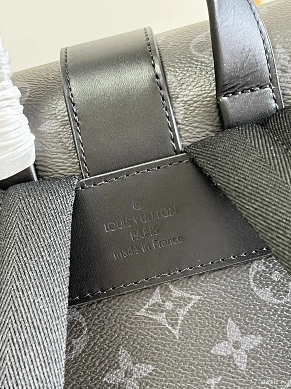 WIS VUITTON SAUMUR LOUIS BACKPACK 0812